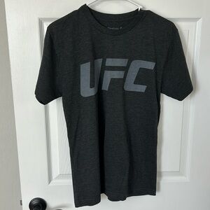 *New!* Women’s UFC T-shirt